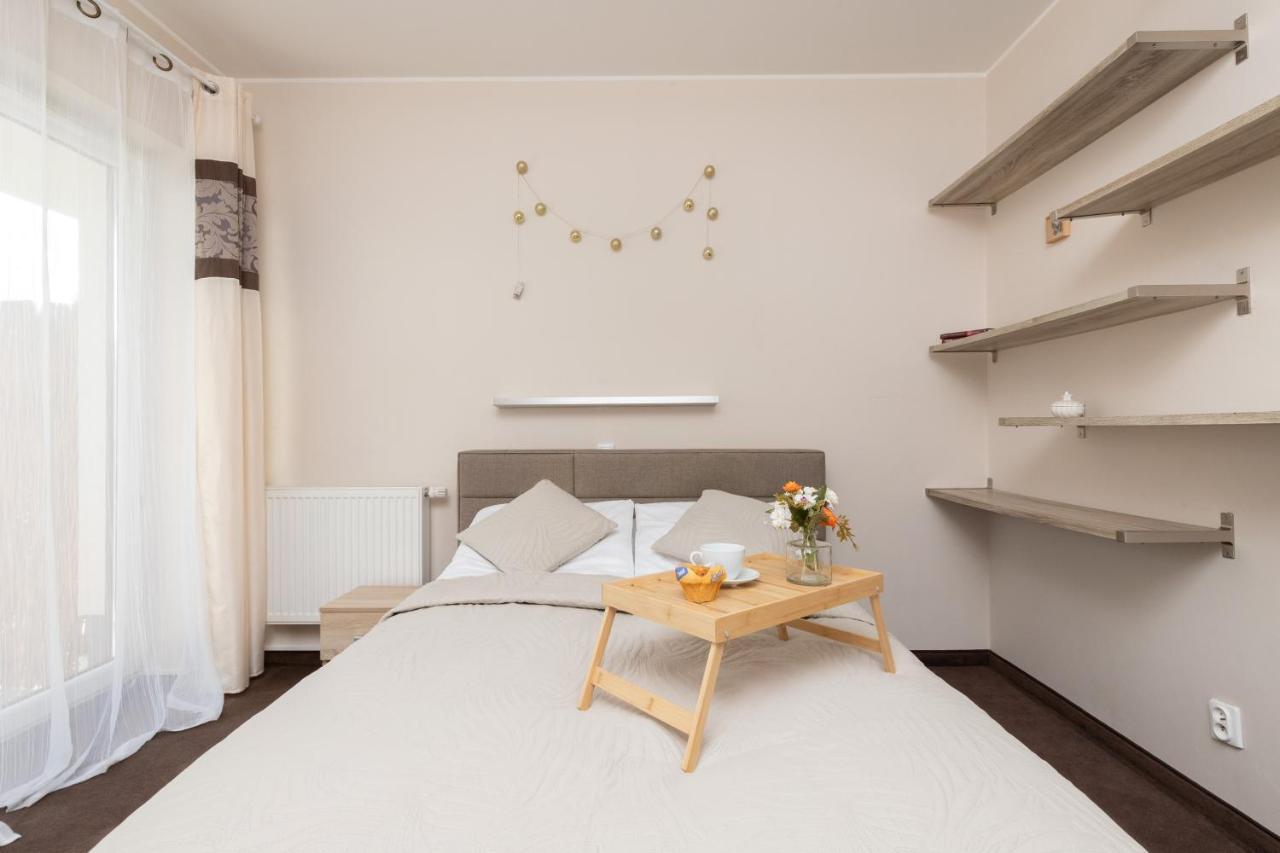 グダニスクFamily Apartament Mysliwska By Rentersアパートメント エクステリア 写真